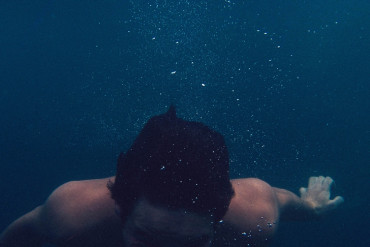 Aching Waves of the Lonely Tides